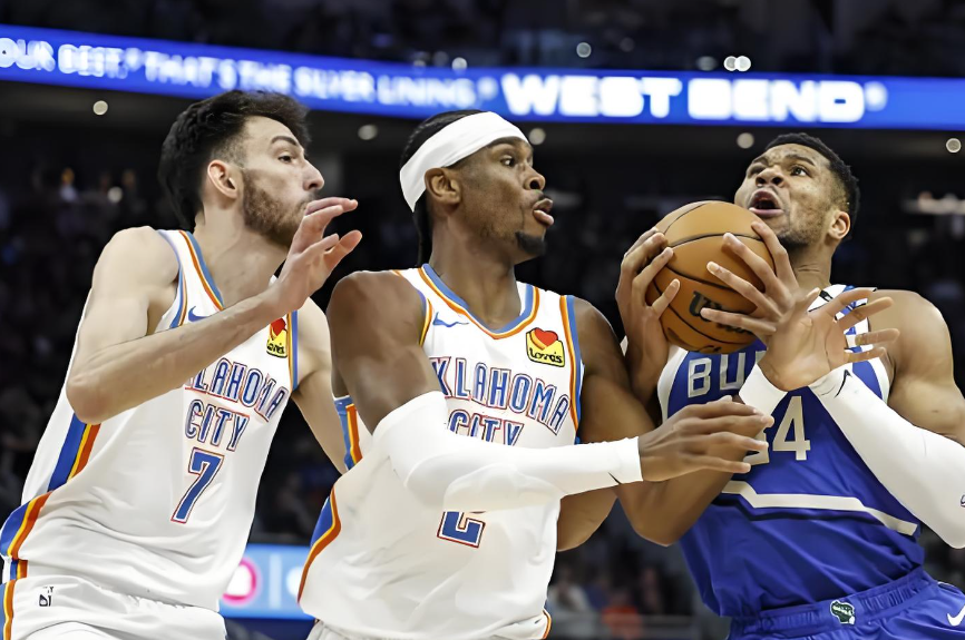 b体育官网入口在线-11投19分！公开点名！字母哥坐不住了？