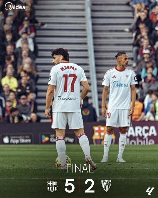 B体育官方-2-5不敌巴萨，塞维利亚已连续52场西甲客战西超三强未能取胜